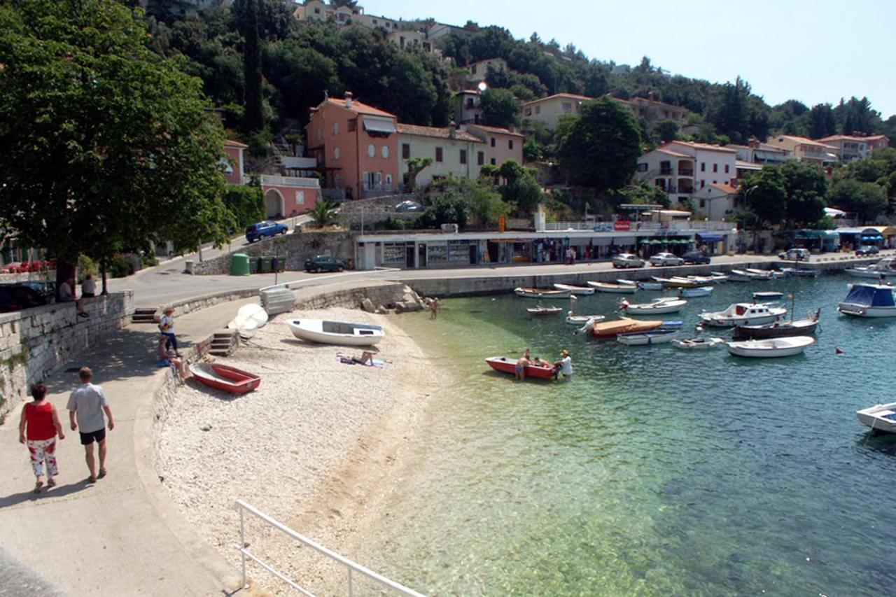 Apartments With A Parking Space Rabac, Labin - 7622 ภายนอก รูปภาพ