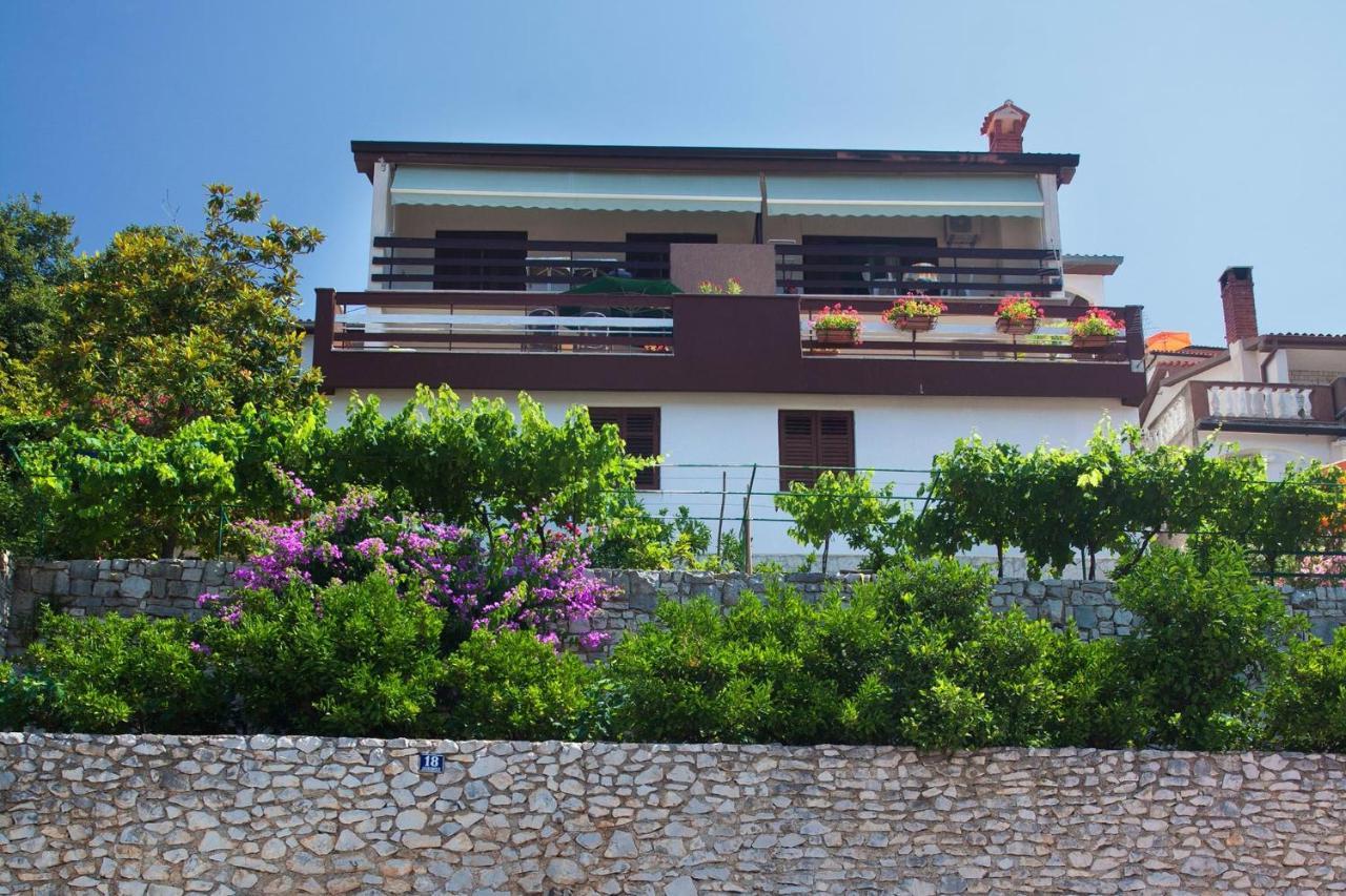 Apartments With A Parking Space Rabac, Labin - 7622 ภายนอก รูปภาพ