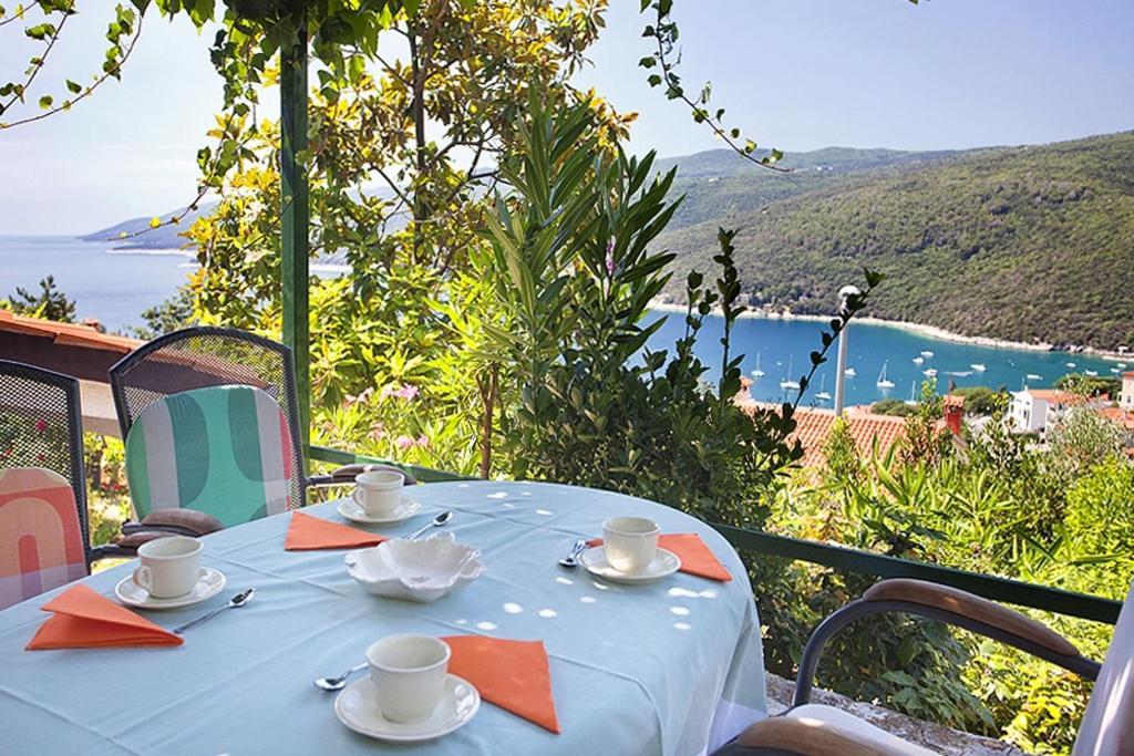 Apartments With A Parking Space Rabac, Labin - 7622 ภายนอก รูปภาพ