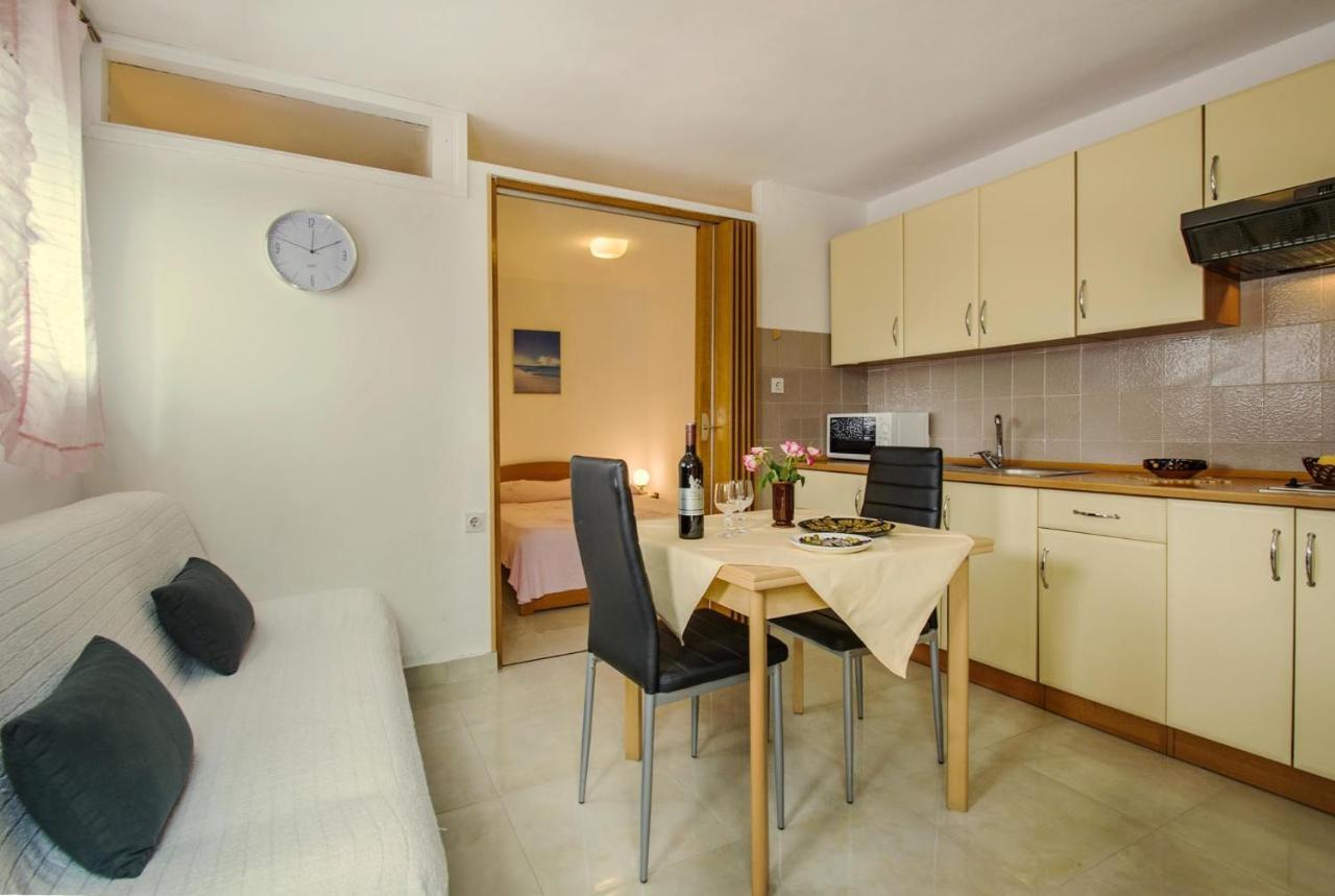Apartments With A Parking Space Rabac, Labin - 7622 ภายนอก รูปภาพ