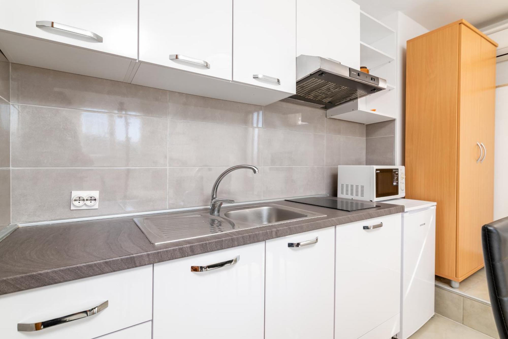 Apartments With A Parking Space Rabac, Labin - 7622 ภายนอก รูปภาพ