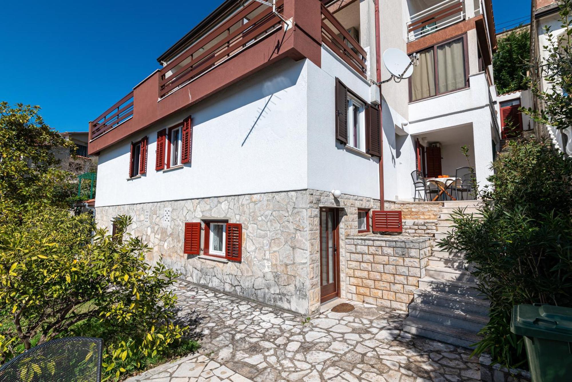 Apartments With A Parking Space Rabac, Labin - 7622 ภายนอก รูปภาพ