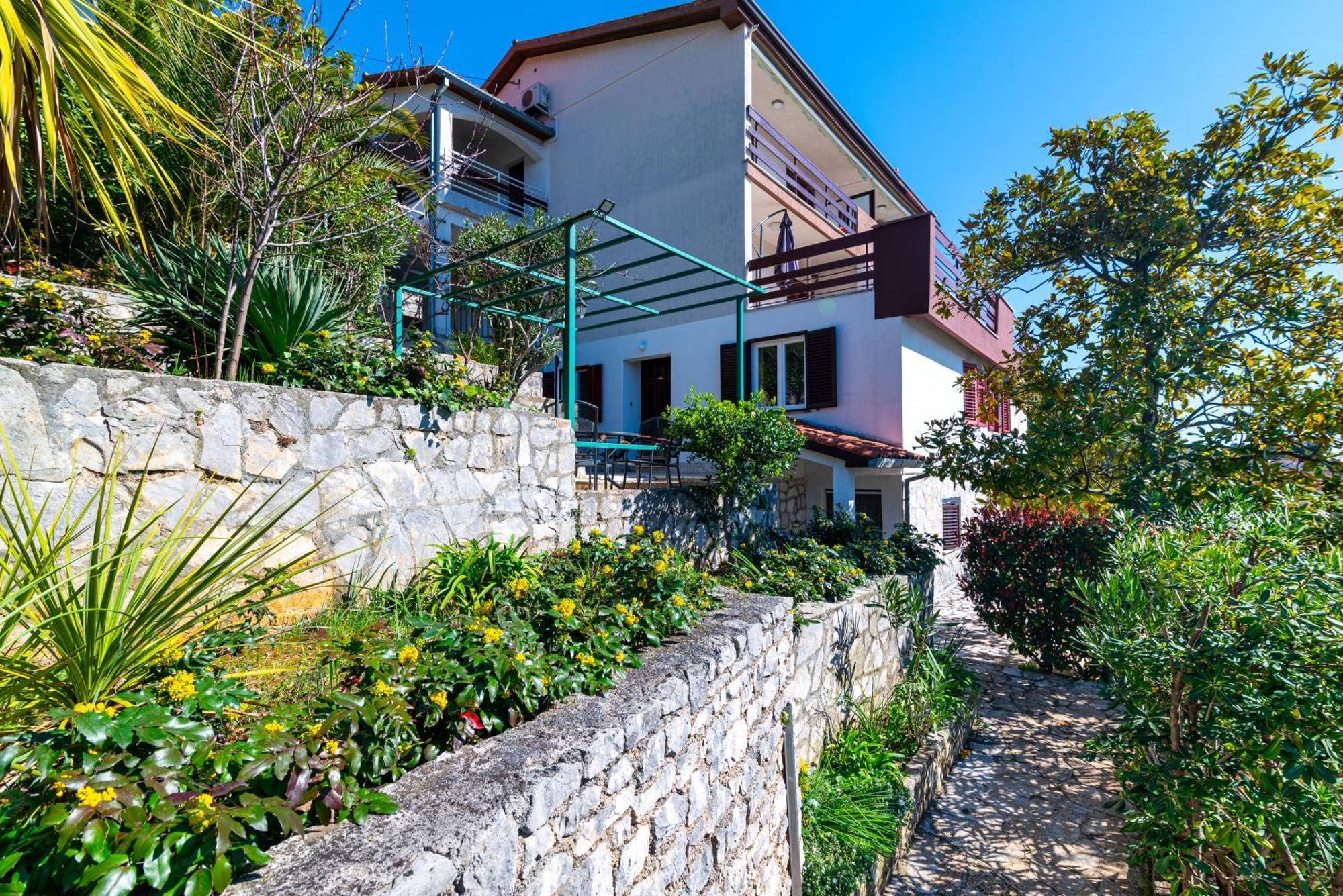 Apartments With A Parking Space Rabac, Labin - 7622 ภายนอก รูปภาพ