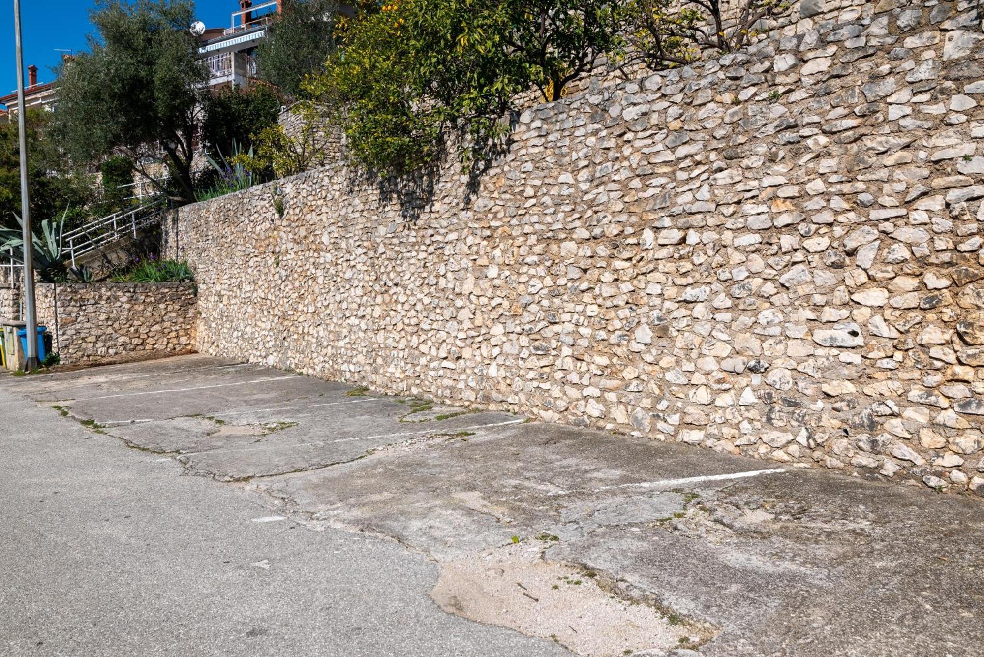 Apartments With A Parking Space Rabac, Labin - 7622 ภายนอก รูปภาพ